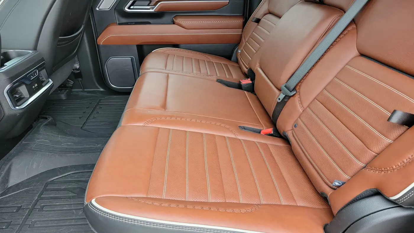 2025 GMC Sierra Hd - $81,976