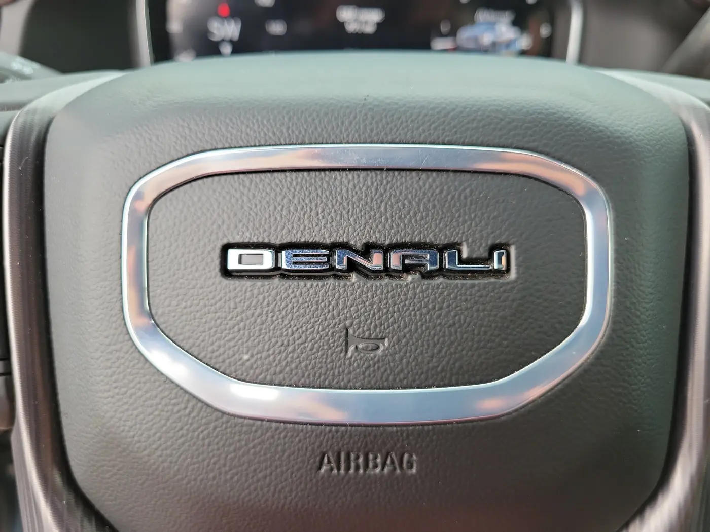 2025 GMC Sierra Hd - $81,976