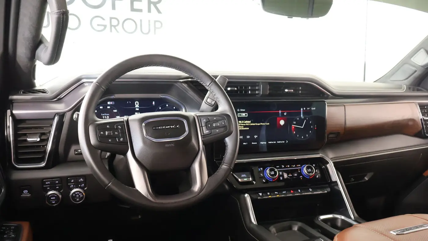 2025 GMC Sierra 2500HD Denali Ultimate