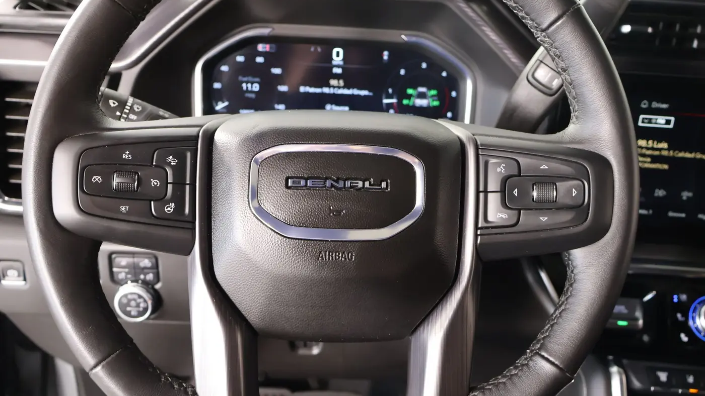 2025 GMC Sierra 2500HD Denali Ultimate