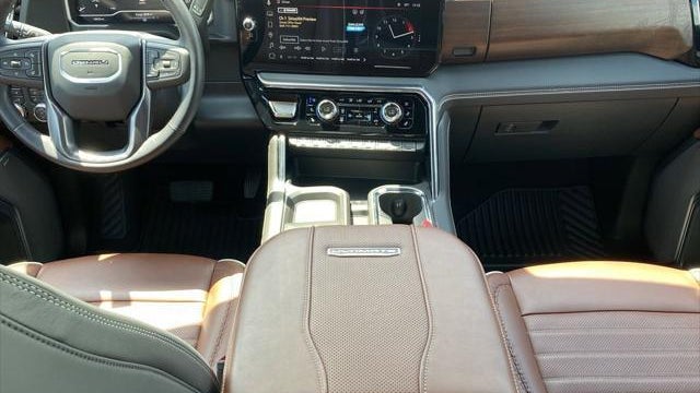 2025 GMC Sierra 2500HD Denali Ultimate