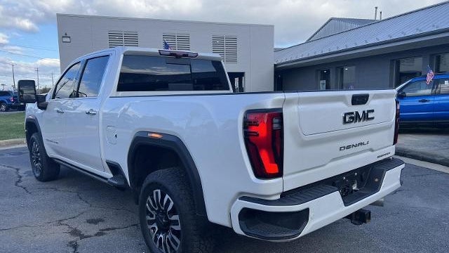 2025 GMC Sierra 2500HD Denali Ultimate