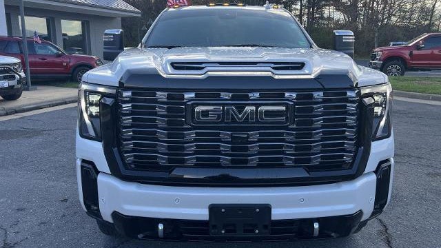 2025 GMC Sierra 2500HD Denali Ultimate