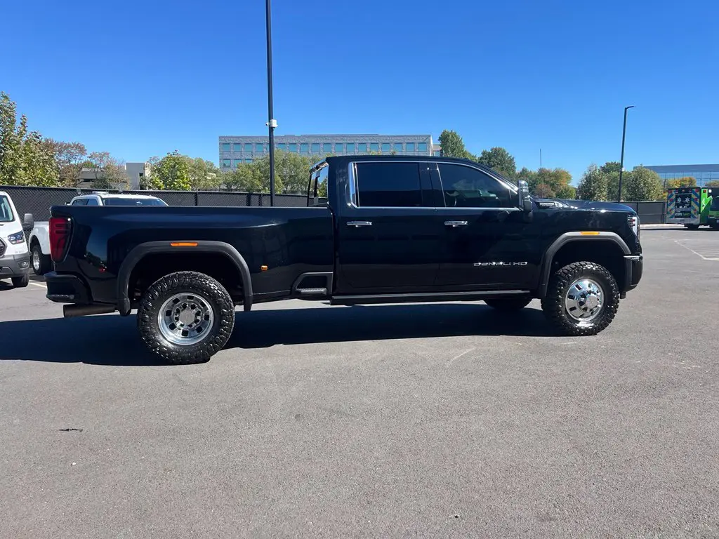2026 GMC Sierra Hd - $89,001