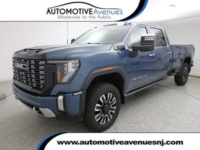 2025 GMC Sierra 3500HD 4X4 Denali Ultimate 4DR Crew Cab SB SRW