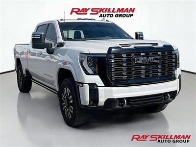 2025 GMC Sierra 3500HD 4X4 Denali Ultimate 4DR Crew Cab SB SRW