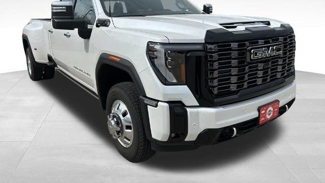 2025 GMC Sierra 3500HD Denali Ultimate