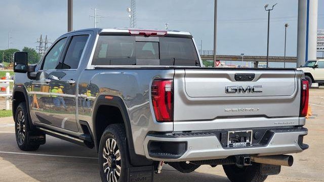 2025 GMC Sierra 3500HD Denali Ultimate
