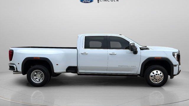 2026 GMC Sierra 3500HD Denali Ultimate