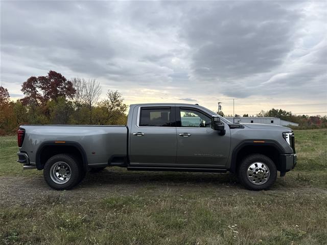 2025 GMC Sierra Hd - $79,995