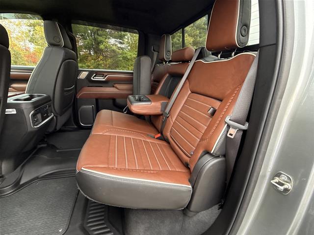 2025 GMC Sierra Hd - $79,995