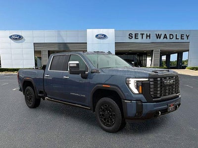 2025 GMC Sierra 3500HD 4X4 Denali Ultimate 4DR Crew Cab SB SRW
