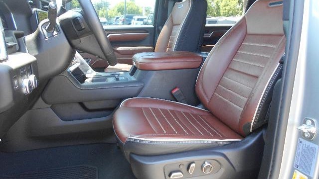 2025 GMC Sierra 3500HD Denali Ultimate