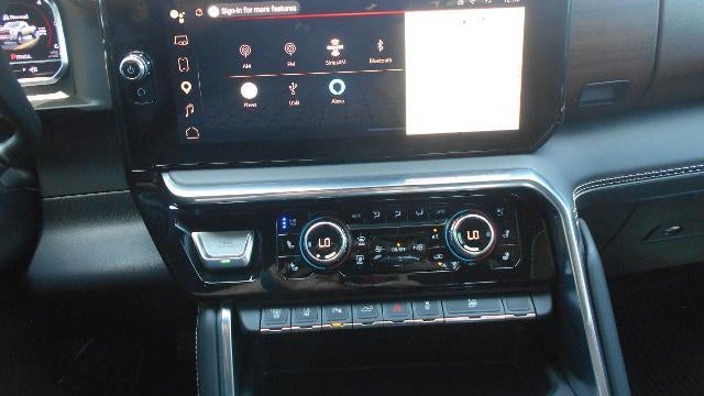 2025 GMC Sierra 3500HD Denali Ultimate