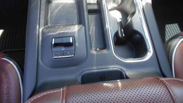 2025 GMC Sierra 3500HD Denali Ultimate