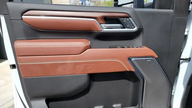 2025 GMC Sierra 3500HD Denali Ultimate