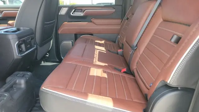 2025 GMC Sierra 3500HD Denali Ultimate