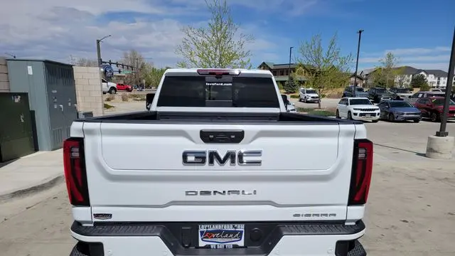 2025 GMC Sierra 3500HD Denali Ultimate
