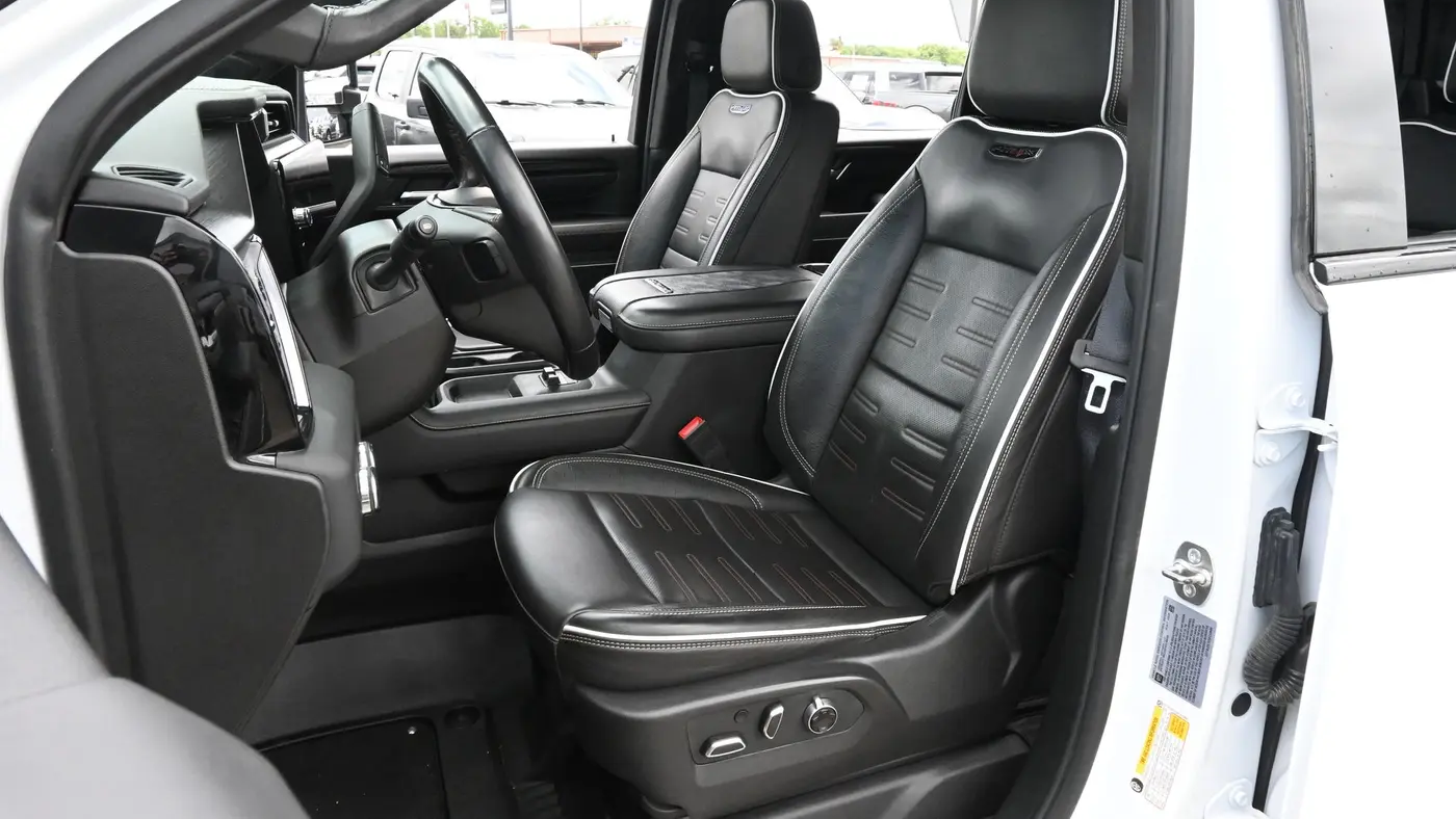 2025 GMC Sierra 2500HD AT4X