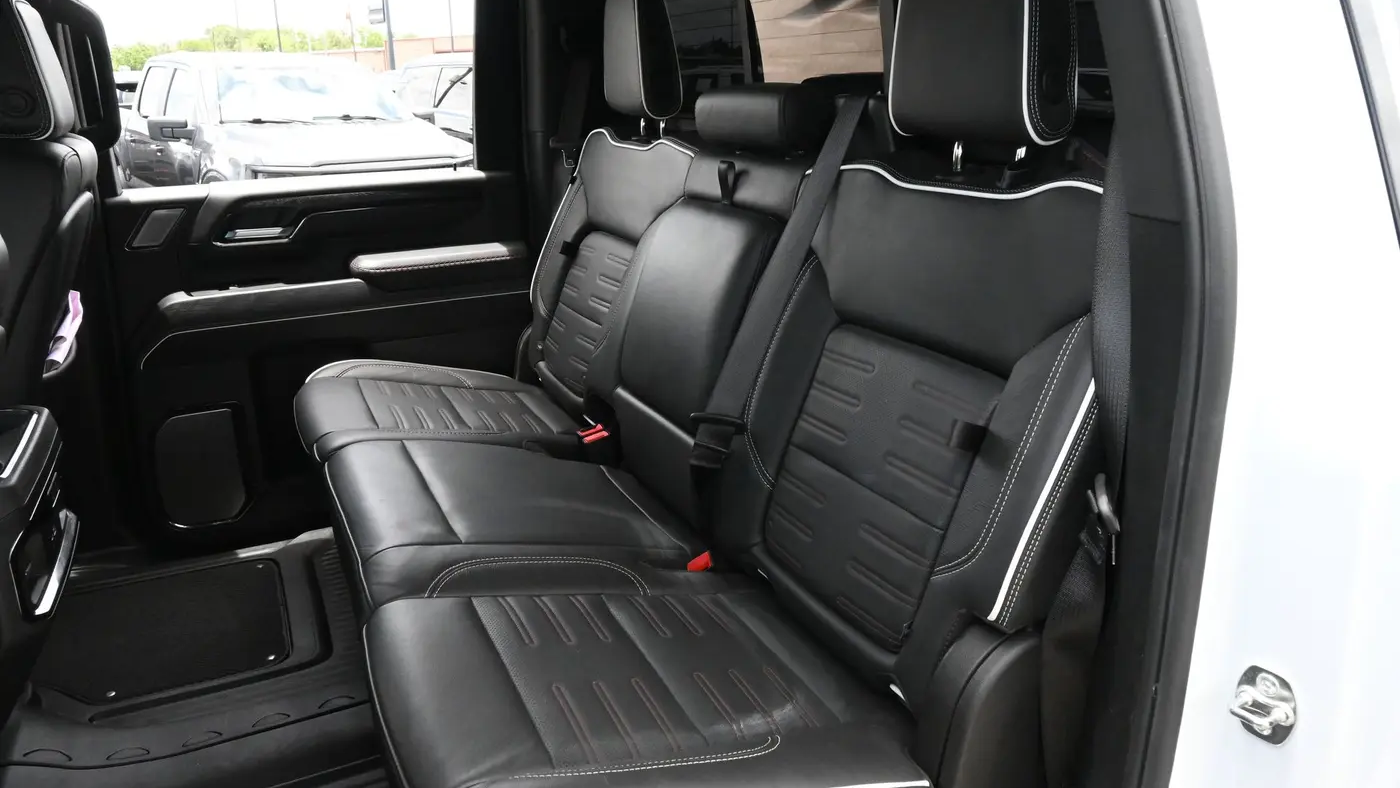 2025 GMC Sierra 2500HD AT4X