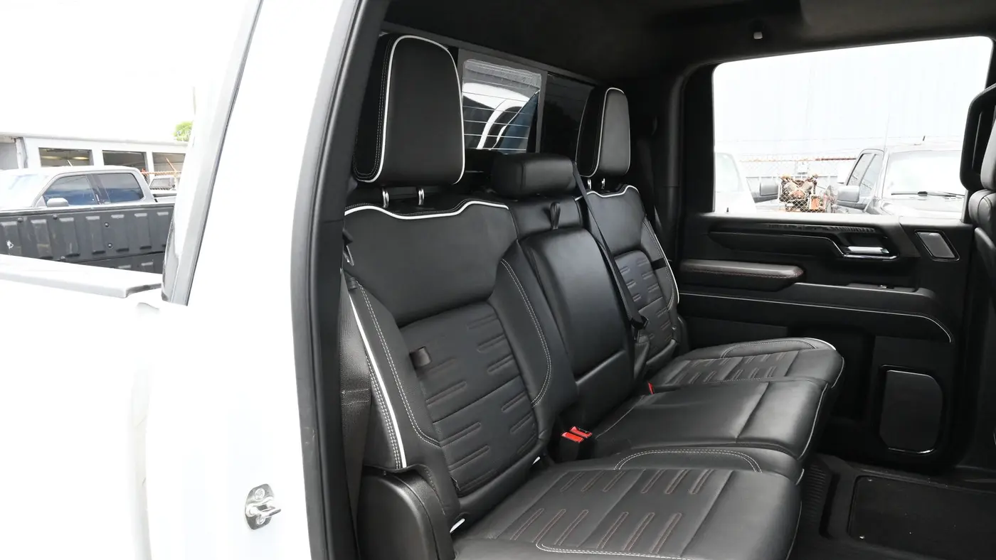 2025 GMC Sierra 2500HD AT4X