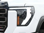 2025 Sierra 2500HD Thumbnail 23