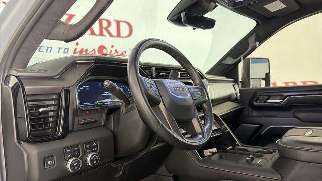 2025 GMC Sierra 2500HD AT4X