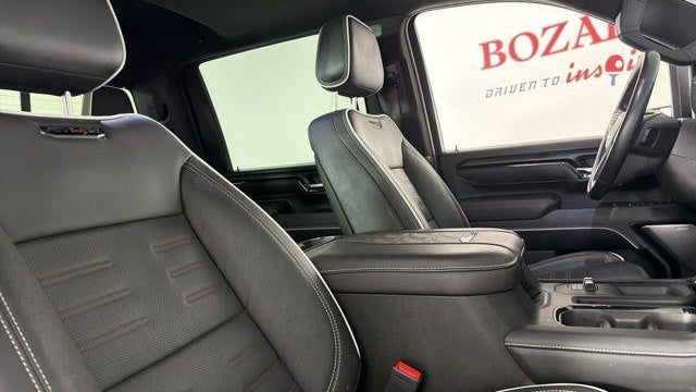 2025 GMC Sierra 2500HD AT4X