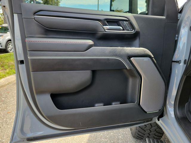 2025 GMC Sierra Hd - $79,500
