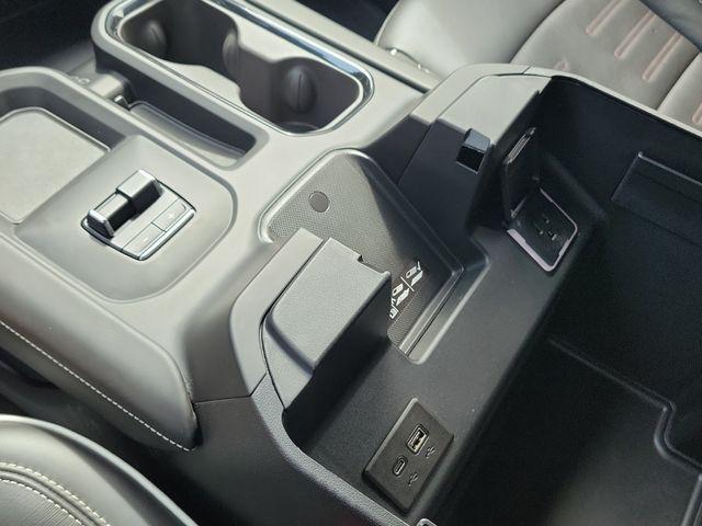 2025 GMC Sierra Hd - $79,500