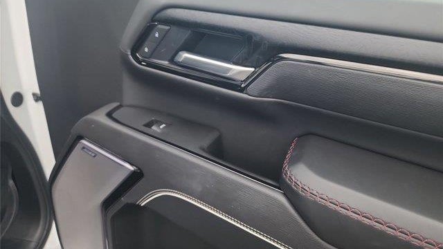 2025 GMC Sierra 2500HD AT4X