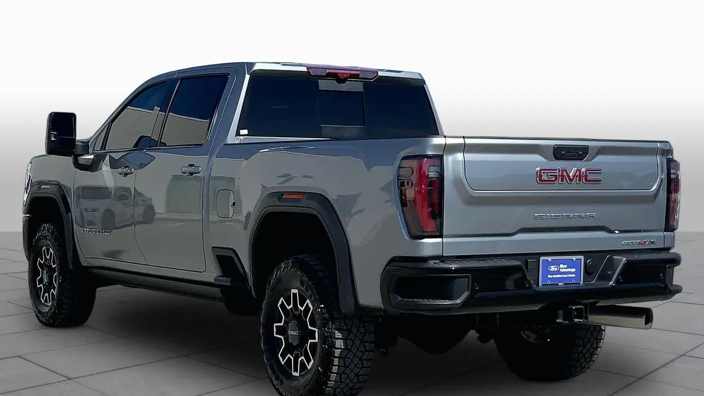 2025 GMC Sierra 2500HD AT4X