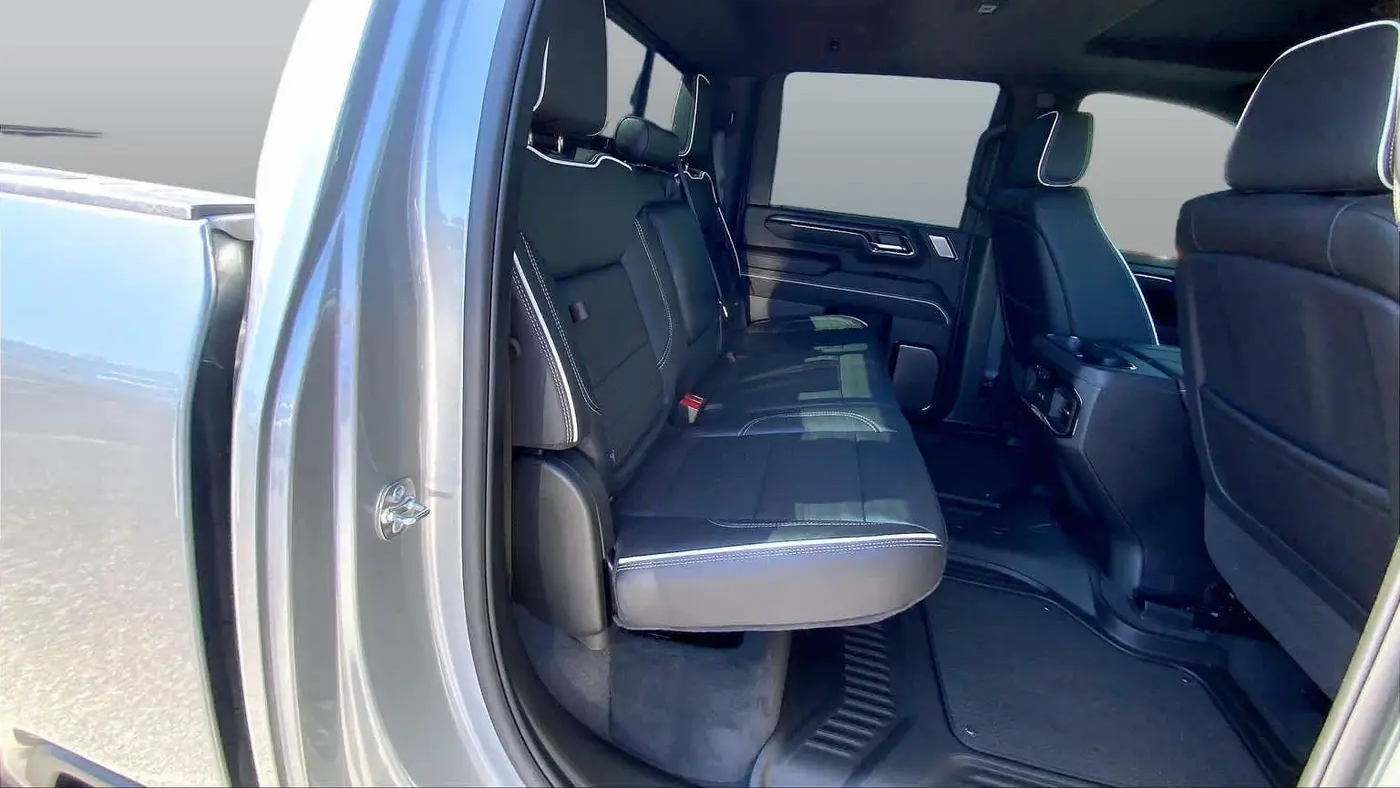 2025 GMC Sierra 2500HD AT4X