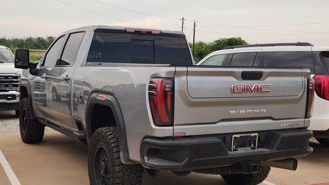 2025 GMC Sierra 2500HD AT4X