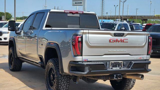 2025 GMC Sierra 2500HD AT4X