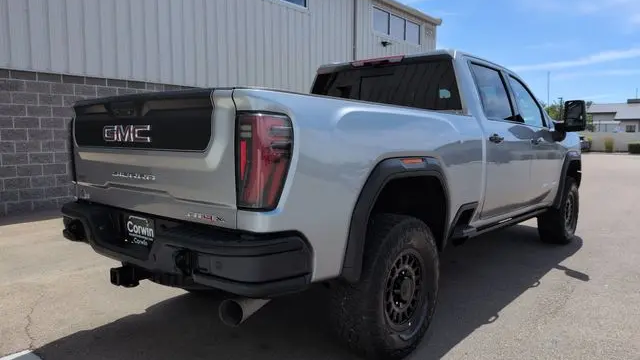 2025 GMC Sierra 2500HD AT4X