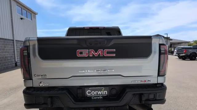 2025 GMC Sierra 2500HD AT4X