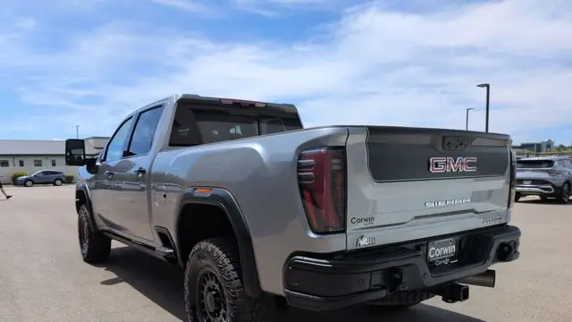 2025 GMC Sierra 2500HD AT4X