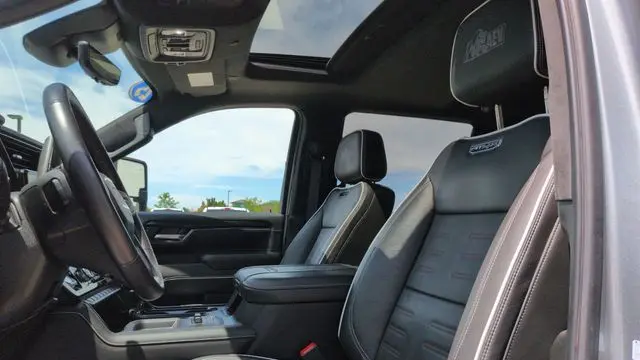 2025 GMC Sierra 2500HD AT4X