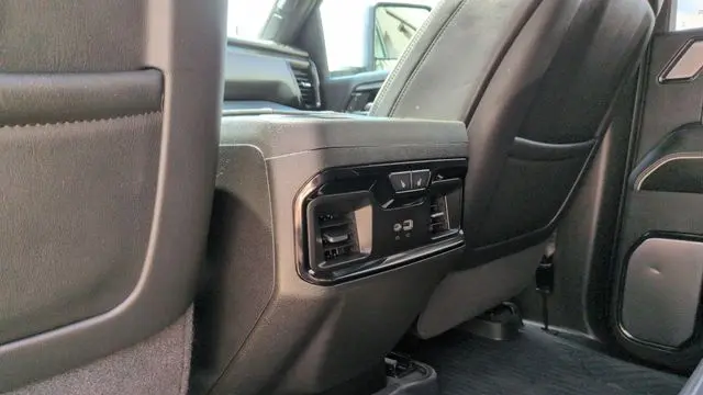 2025 GMC Sierra 2500HD AT4X