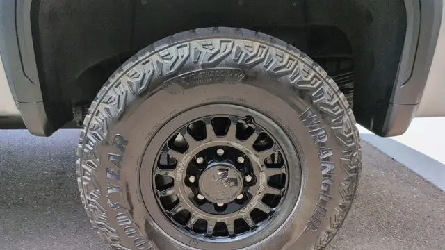 2025 GMC Sierra 2500HD AT4X