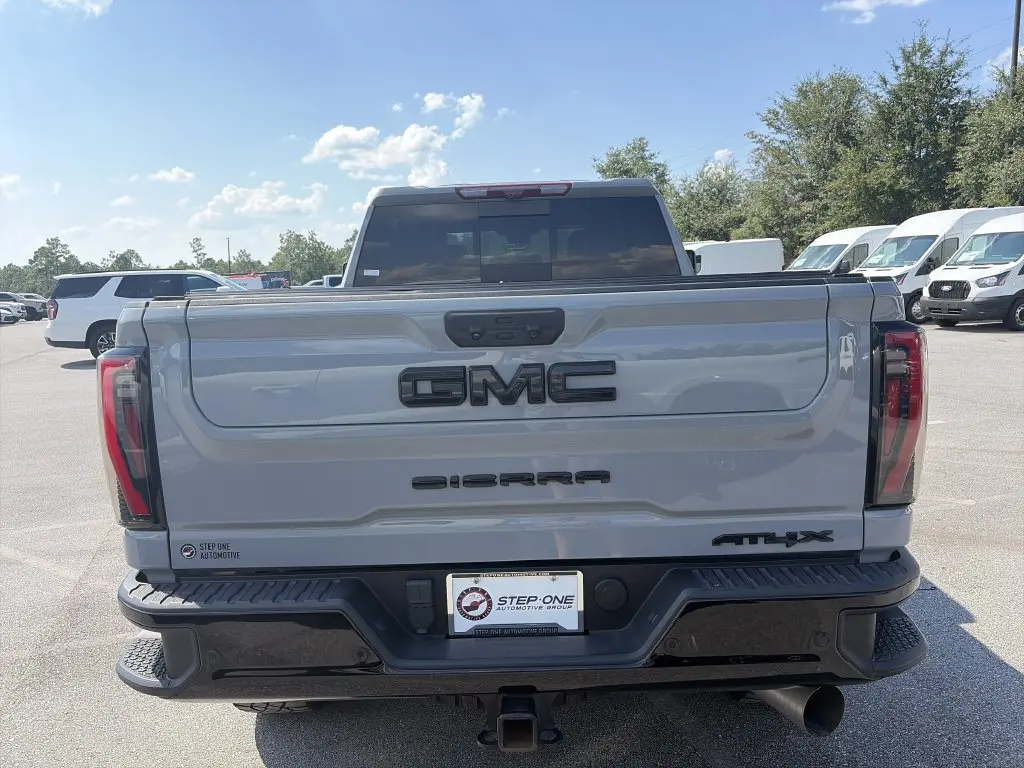2025 GMC Sierra Hd - $80,430