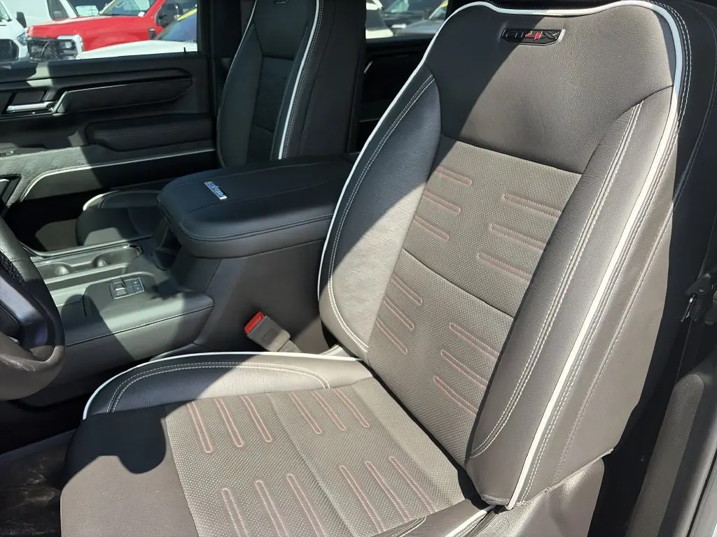 2025 GMC Sierra Hd - $80,430