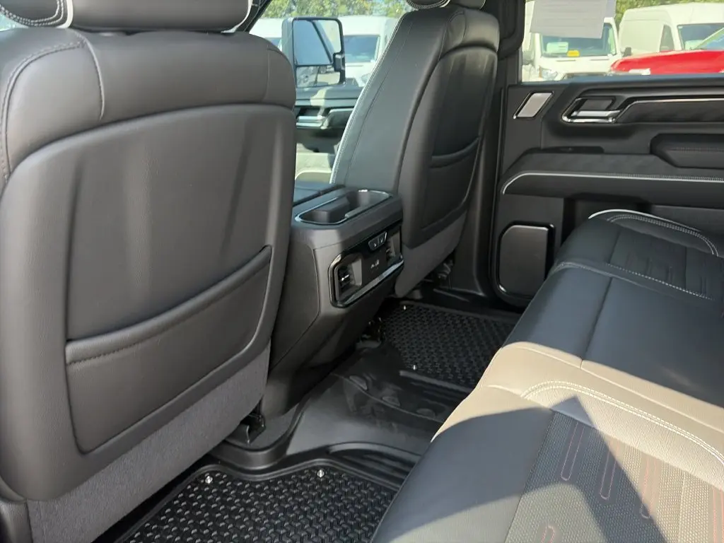 2025 GMC Sierra Hd - $80,430