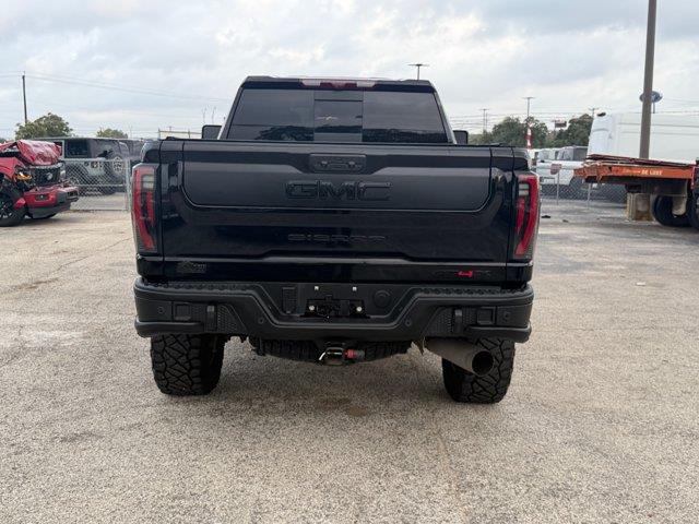 2025 GMC Sierra Hd - $74,977