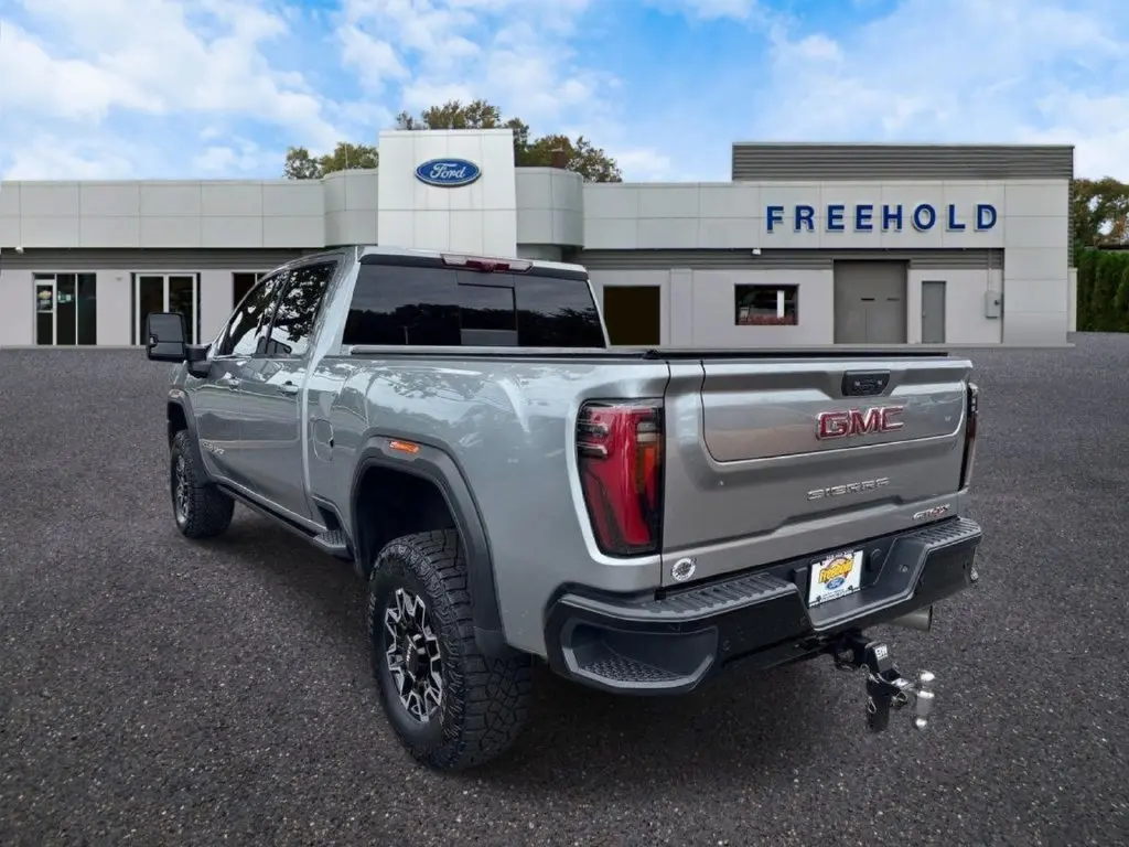 2025 GMC Sierra Hd - $72,995