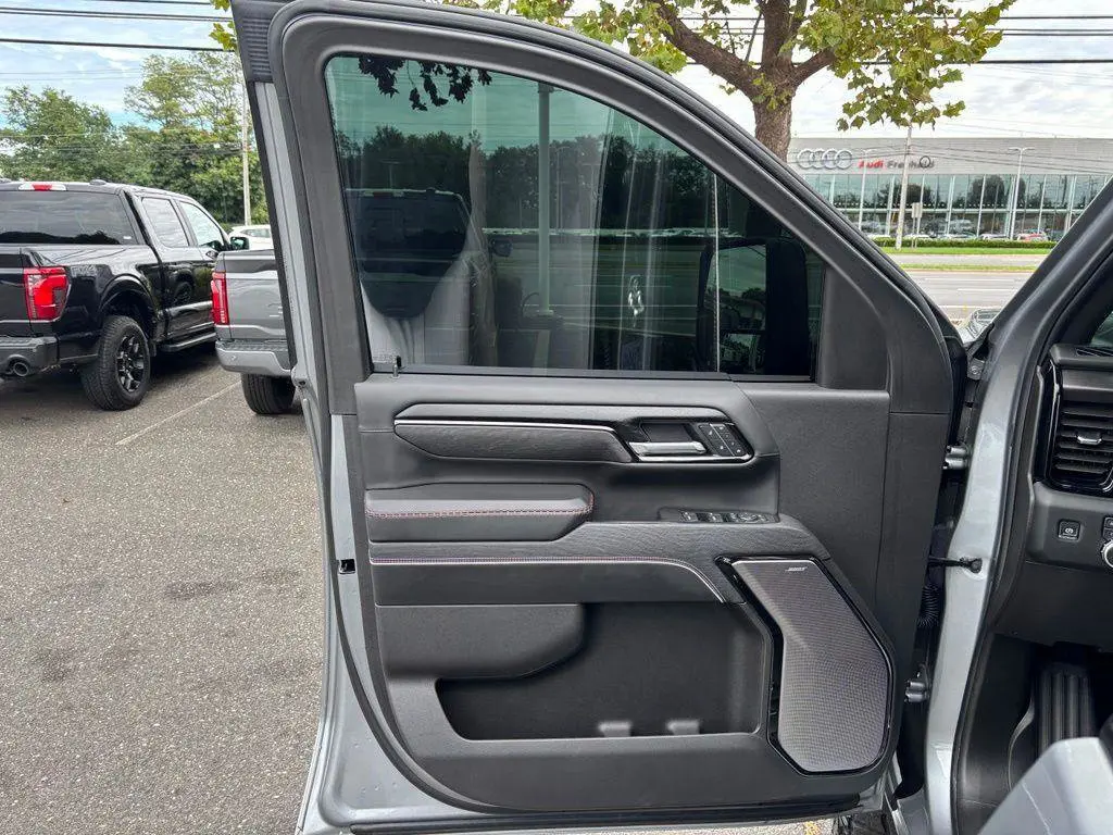 2025 GMC Sierra Hd - $72,995
