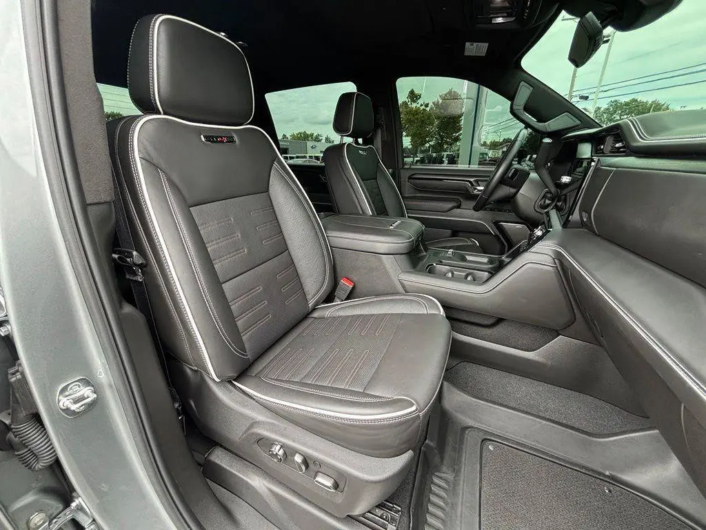 2025 GMC Sierra Hd - $72,995