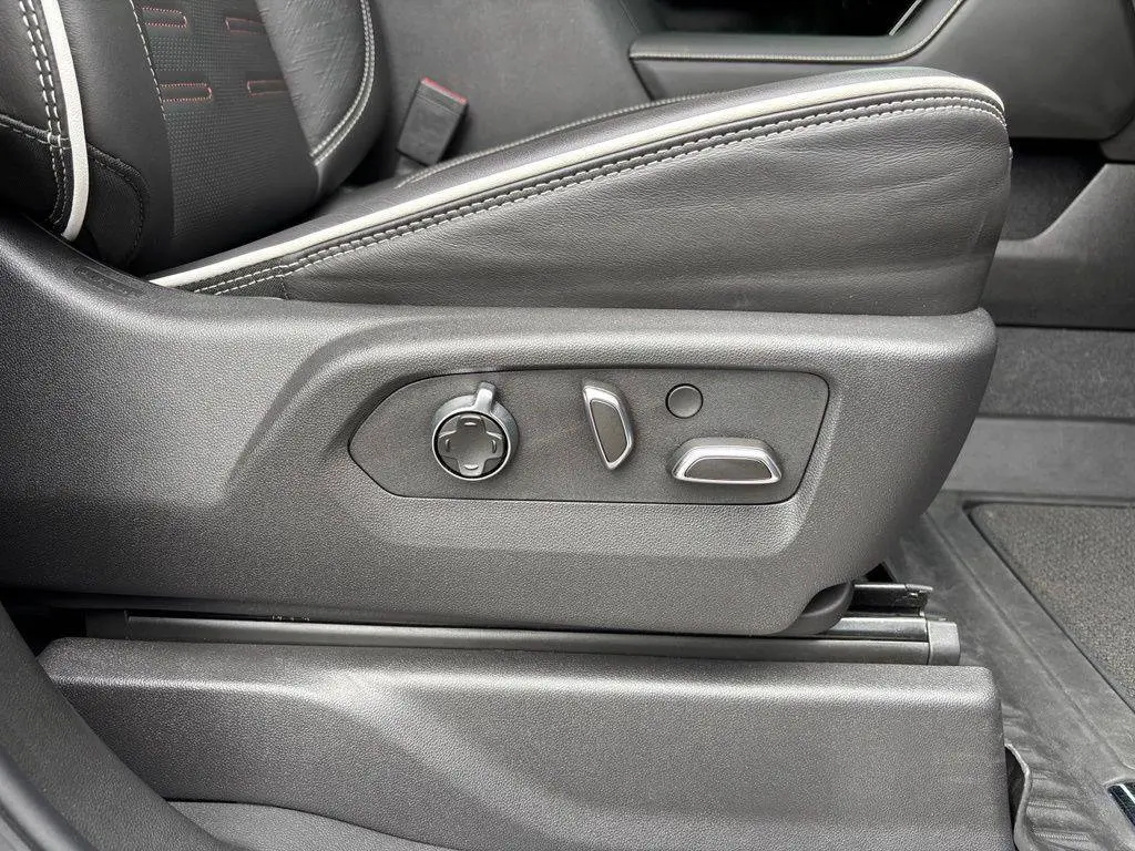 2025 GMC Sierra Hd - $72,995
