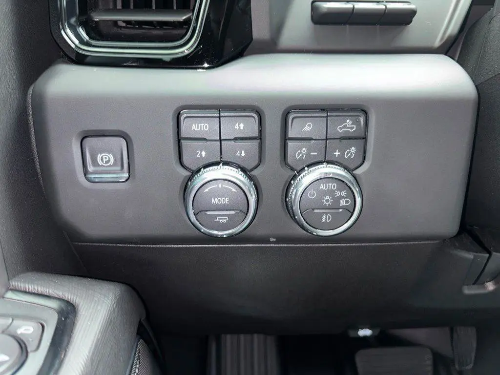 2025 GMC Sierra Hd - $72,995